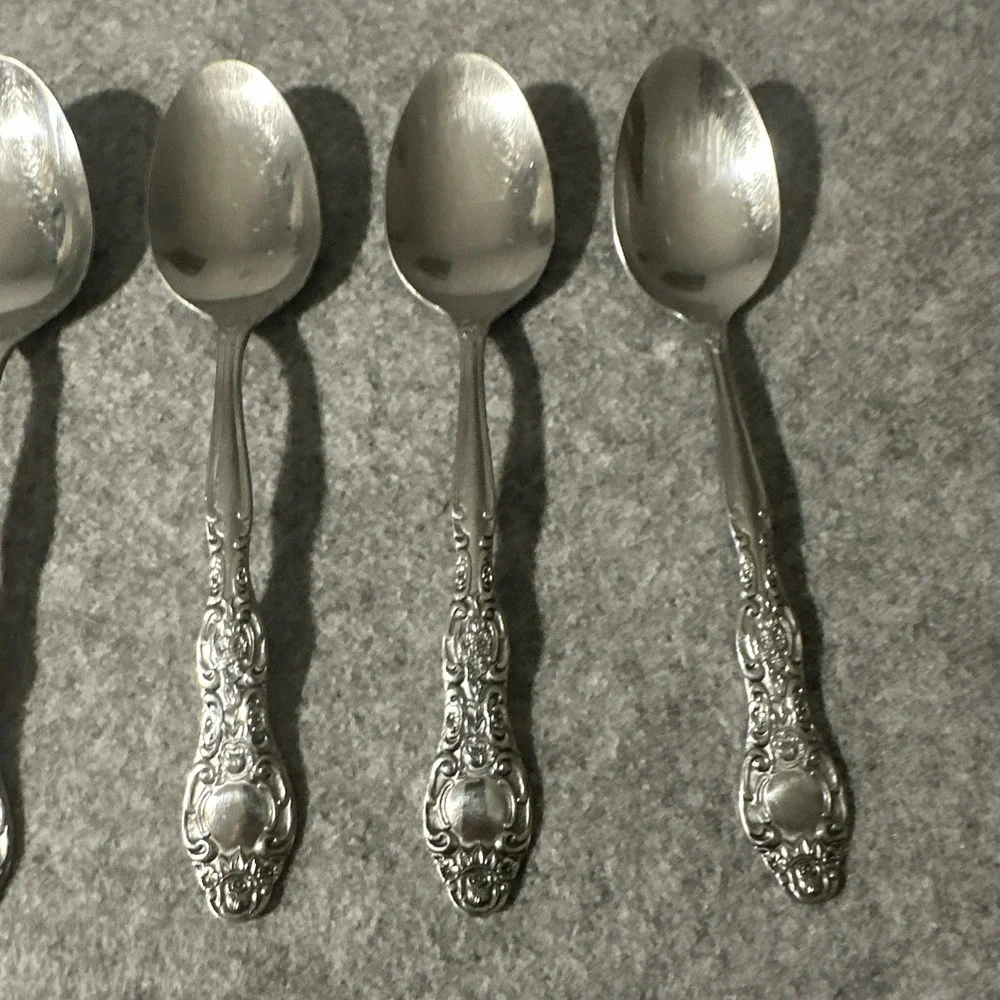 5 International Stainless Korea VERONA Pattern Tablespoons‎